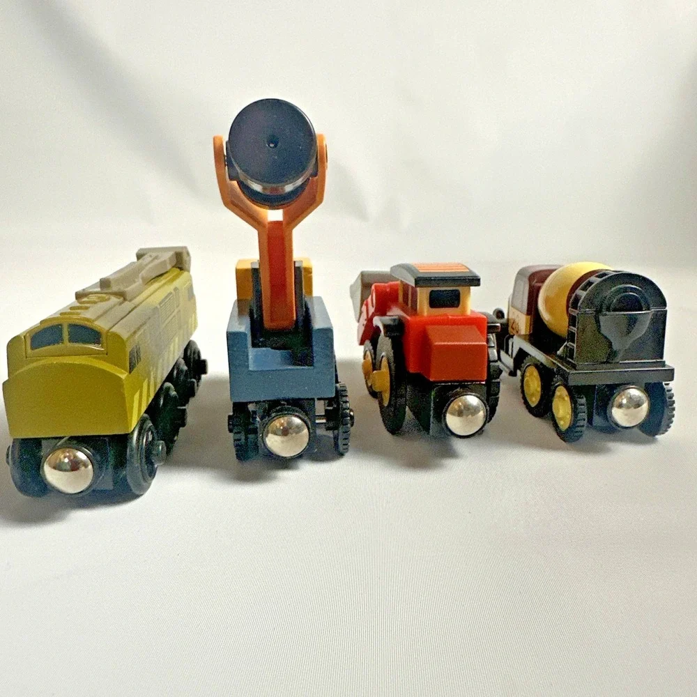Thomas Wooden Railway Train MAGIC RAILROAD LOT  PATRICK BUTCH JACK DIESEL 10 EUC